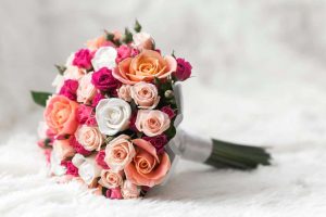 Buquê de Rosas Variadas